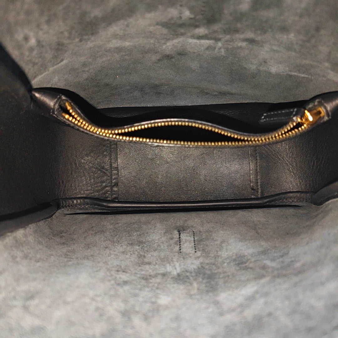 LE 5 À 7 Small Calfskin Black