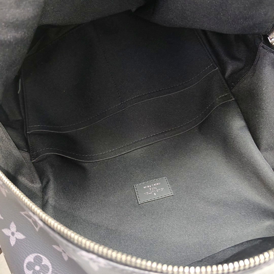 DISCOVERY PM Monogram Coated Canvas Black