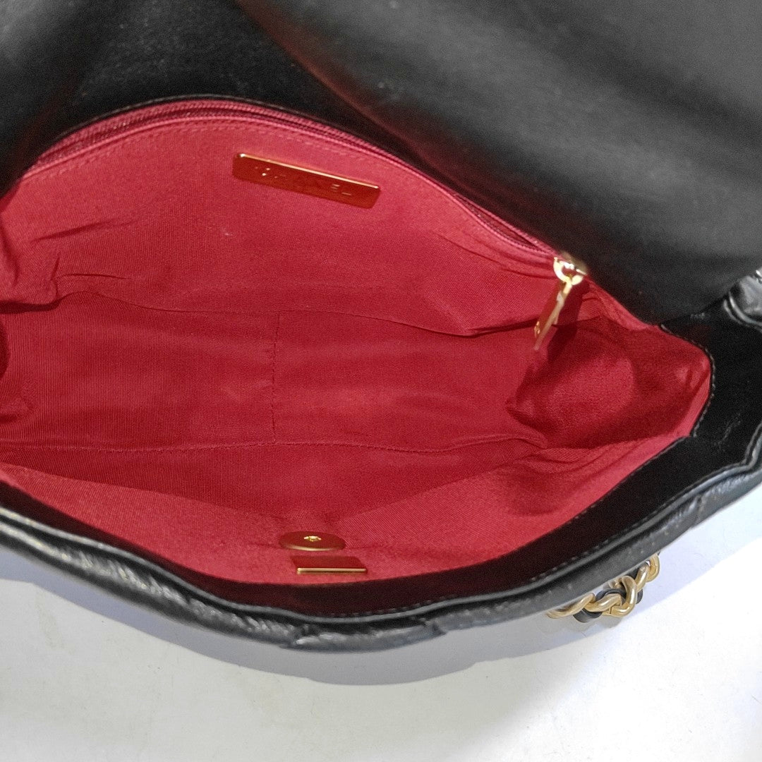 CHANEL 19 Small Quilted Lambskin Black