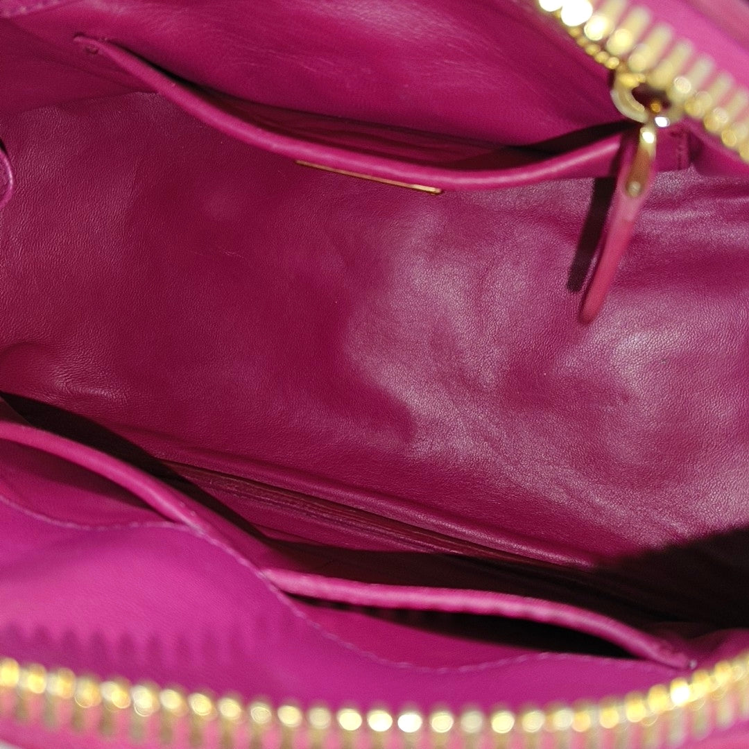 Avenue Leather Red
