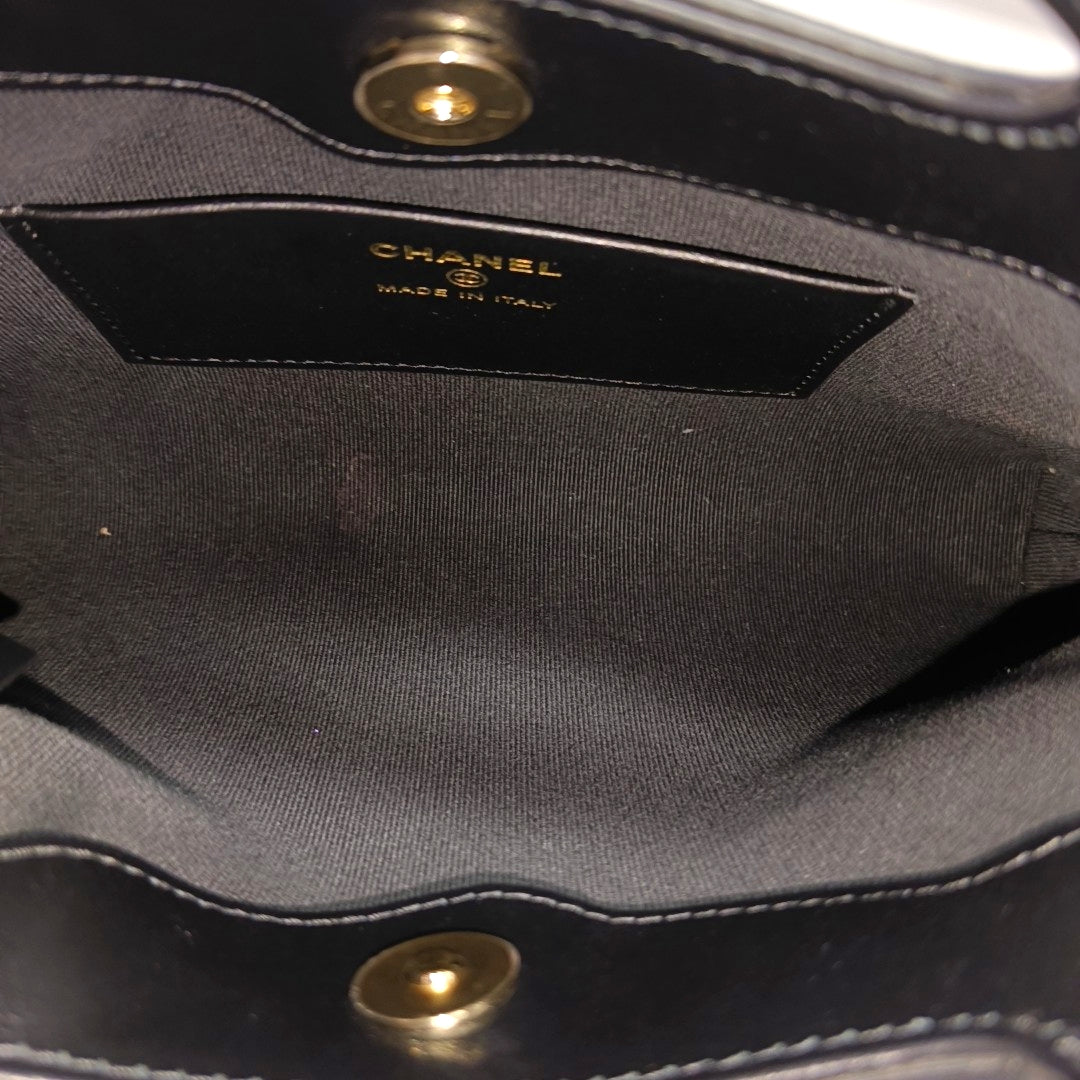 CHANEL 31 Nano Quilted Calfskin Black