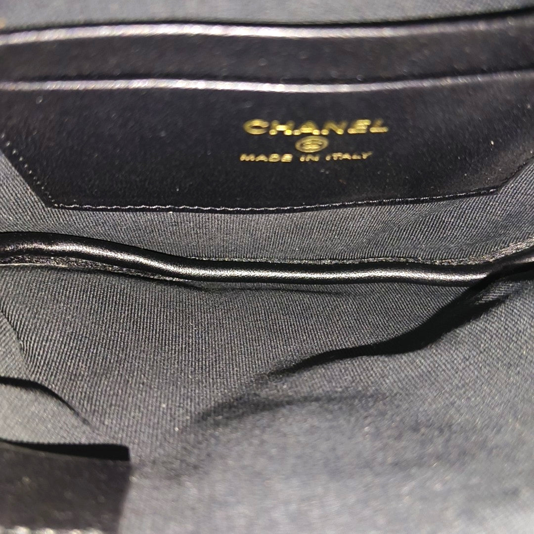 Quilted Calfskin Belt Bag Black