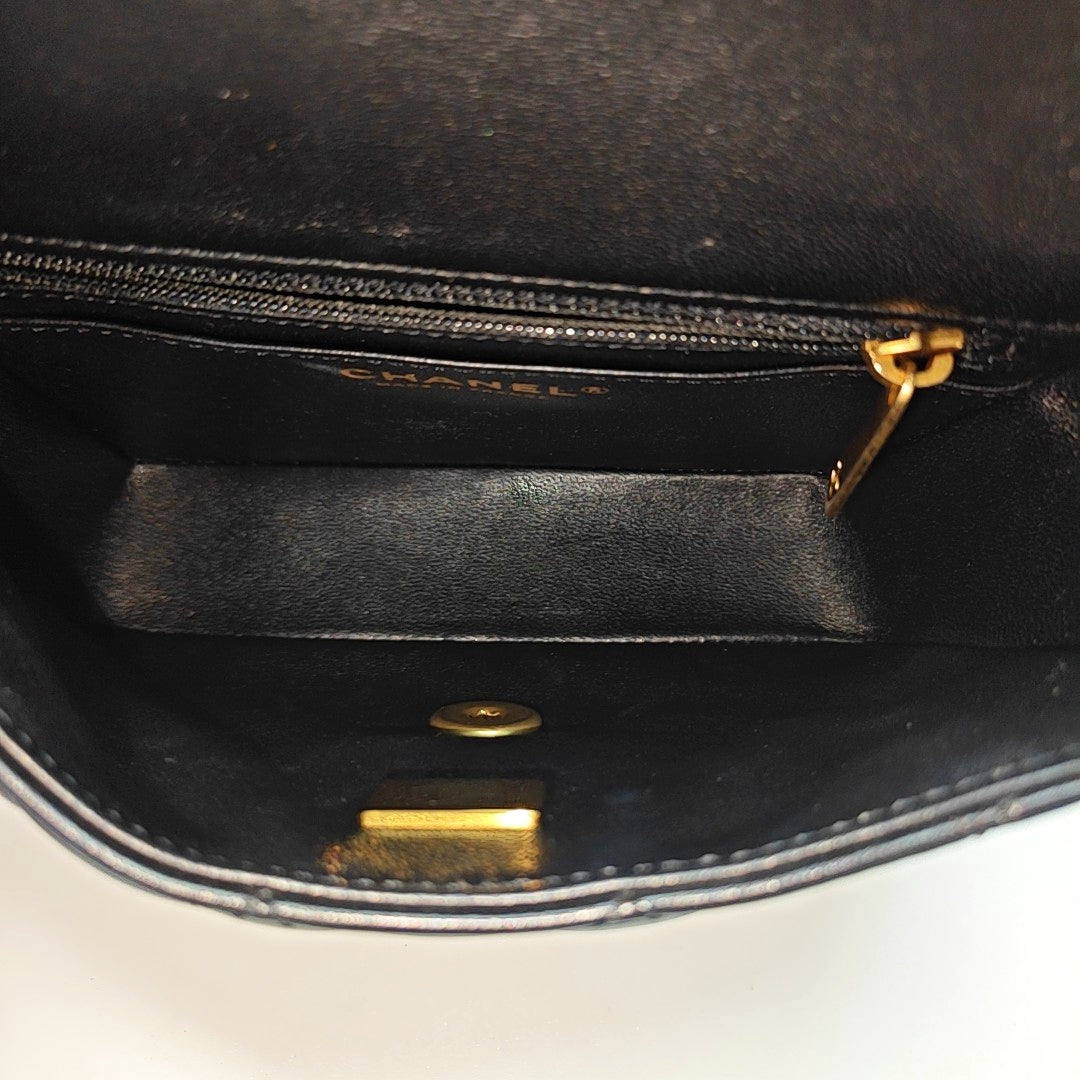 CLASSIC FLAP Mini Quilted Lambskin Black