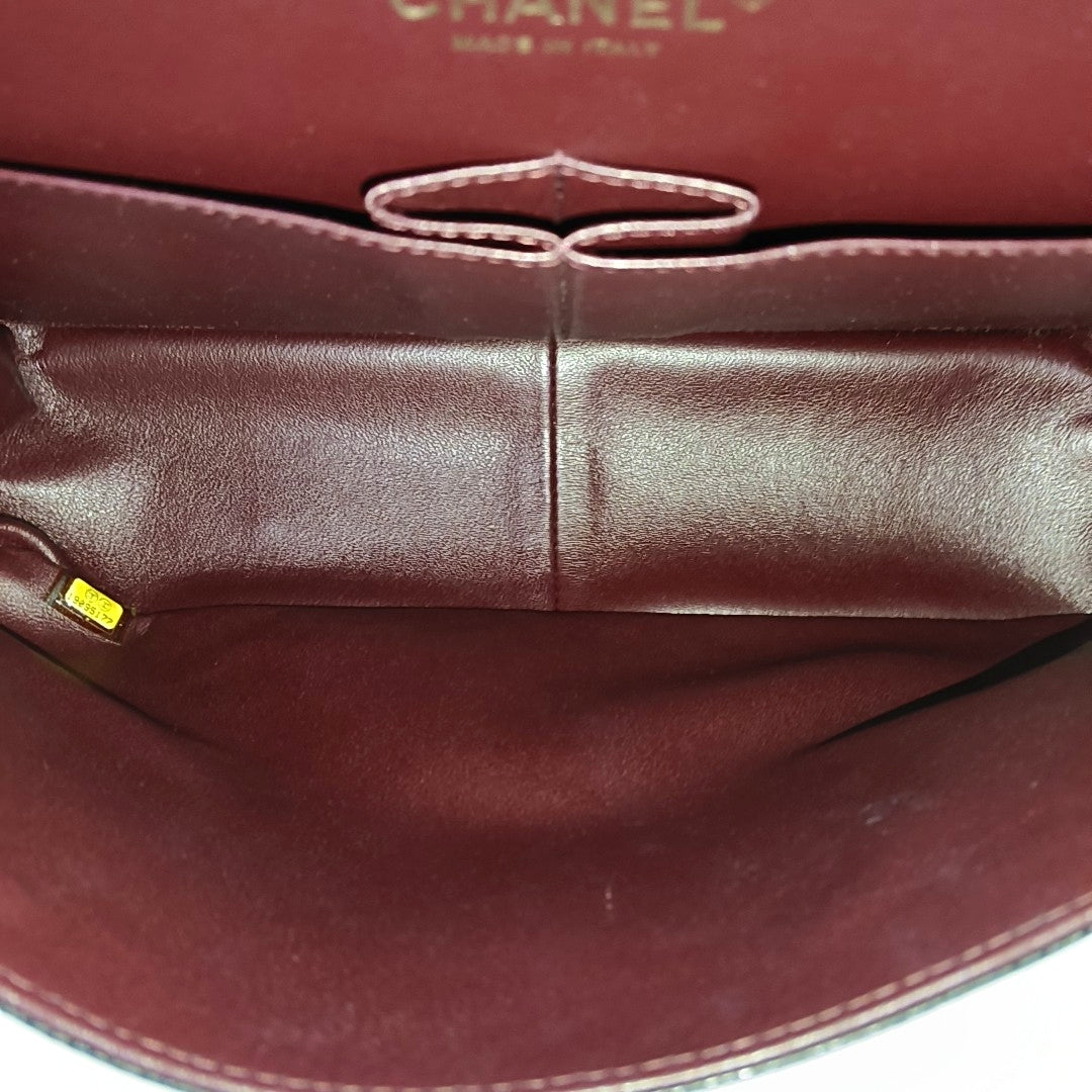 CLASSIC FLAP Jumbo Quilted Grained Calfskin Black