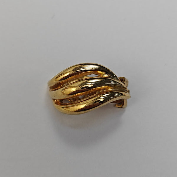 Twist Round Metal Gold Clip On Earrings