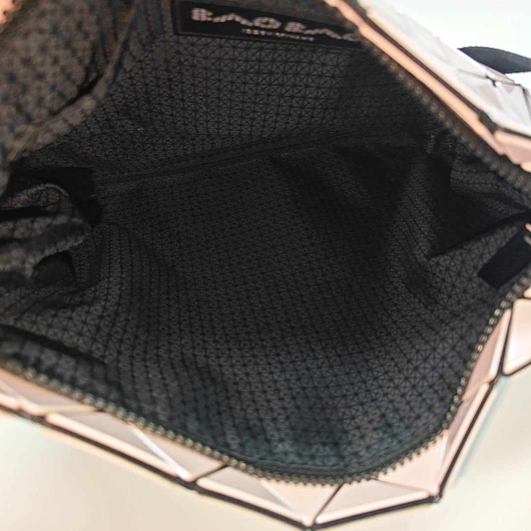 Special Material Shoulder Bag Pink