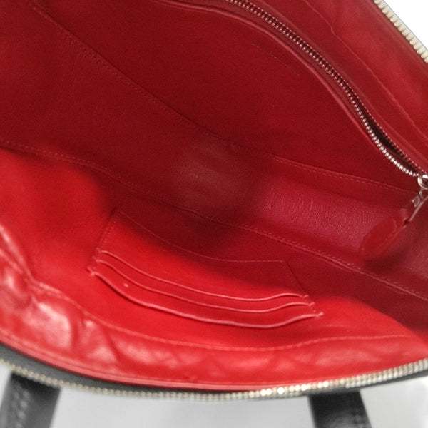 Triangle Calfskin Black