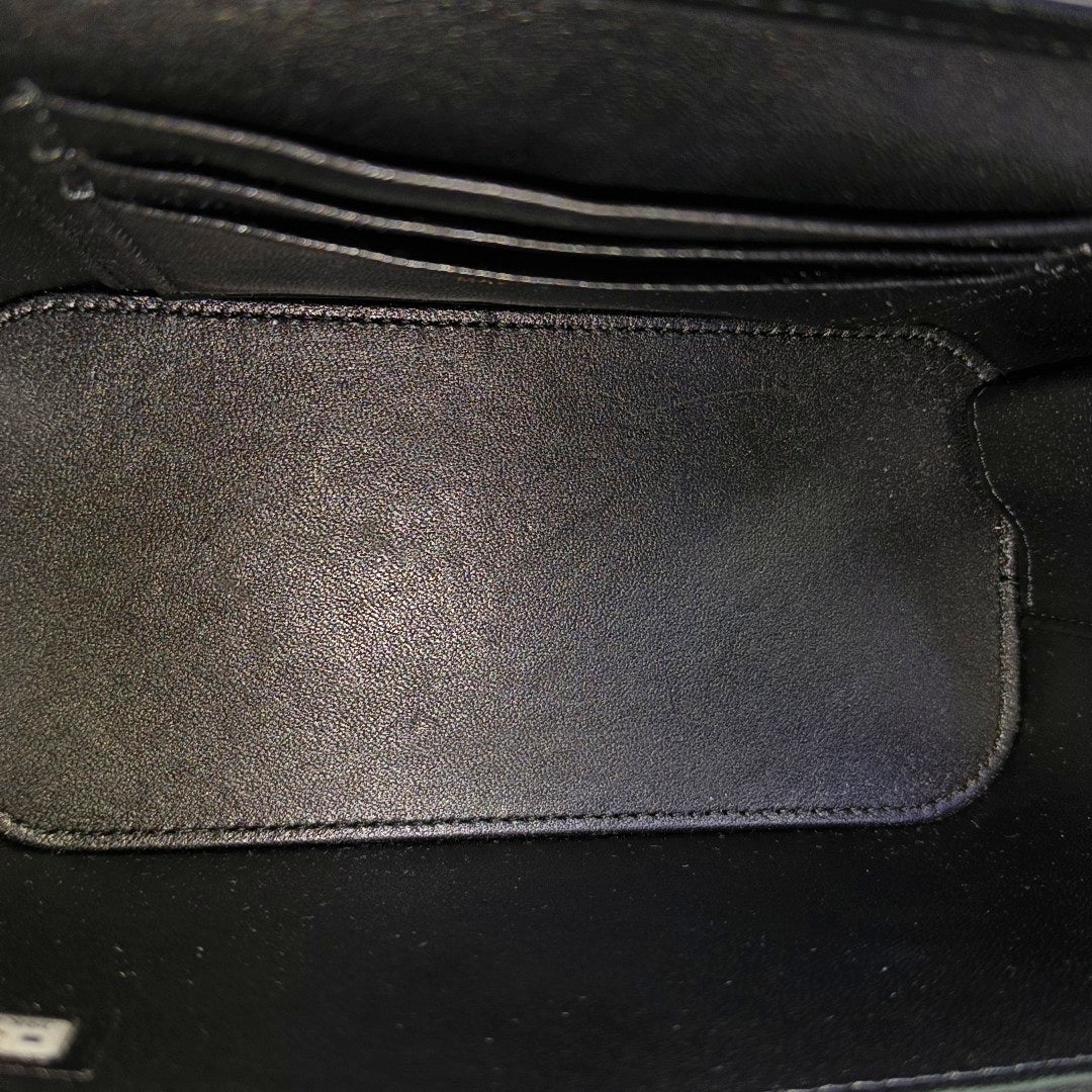 VANITY CASE Small Quilted Lambskin Black