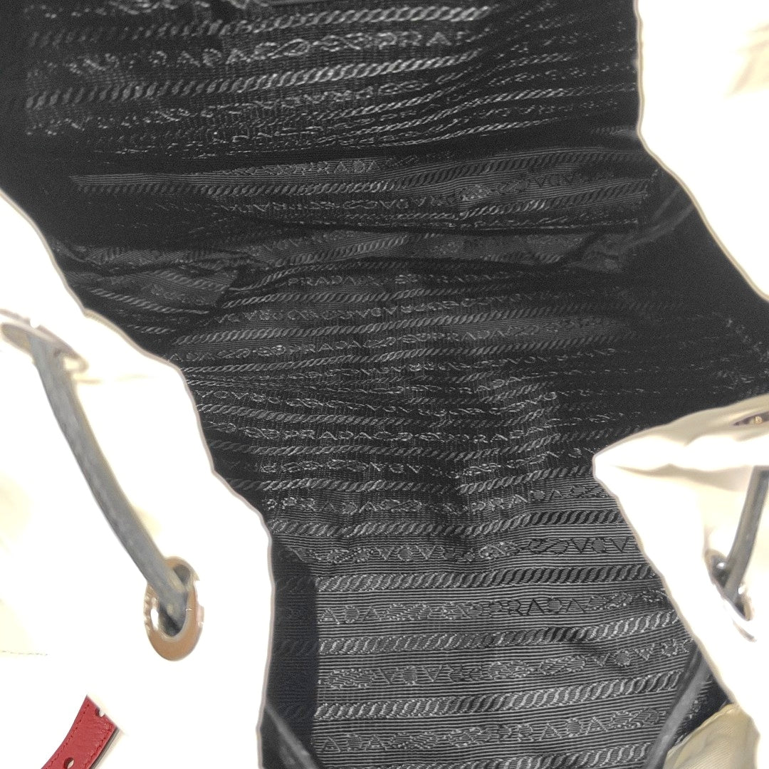 Black Nylon Nylon White
