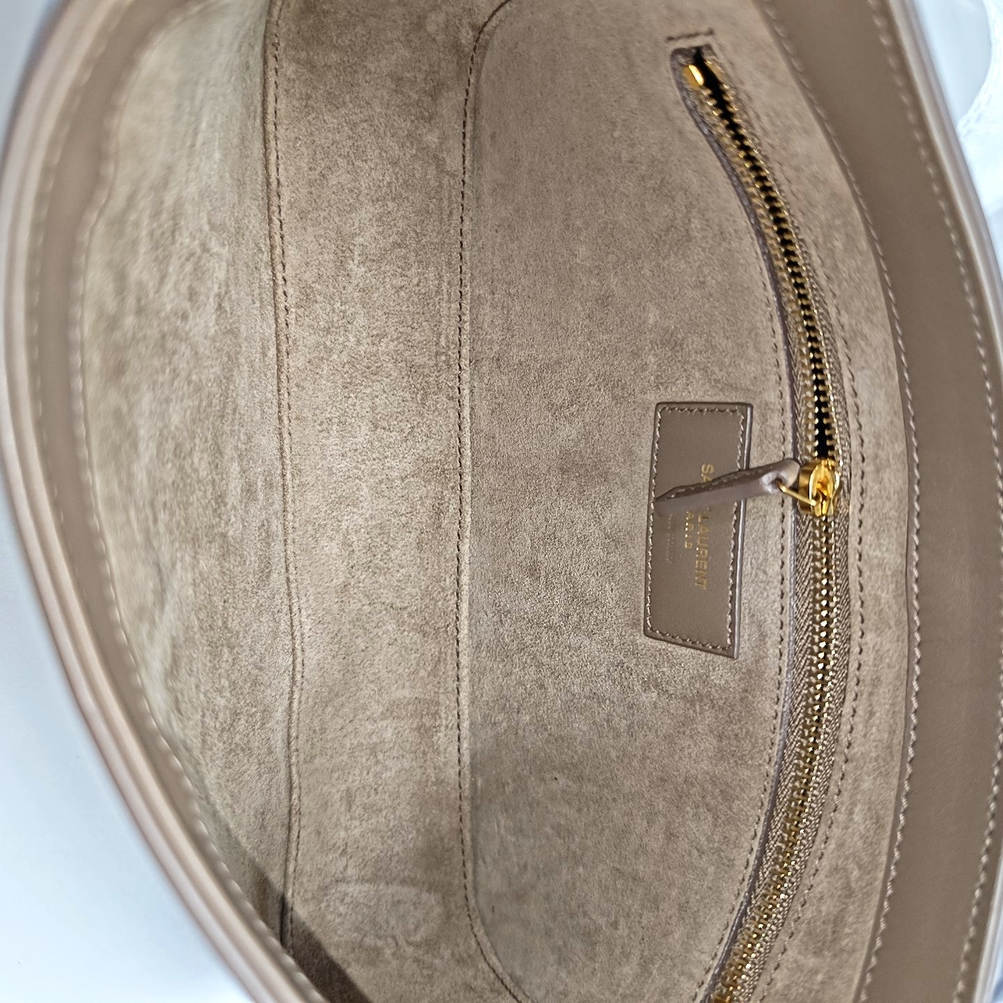 LE 5 À 7 Small Calfskin Brown