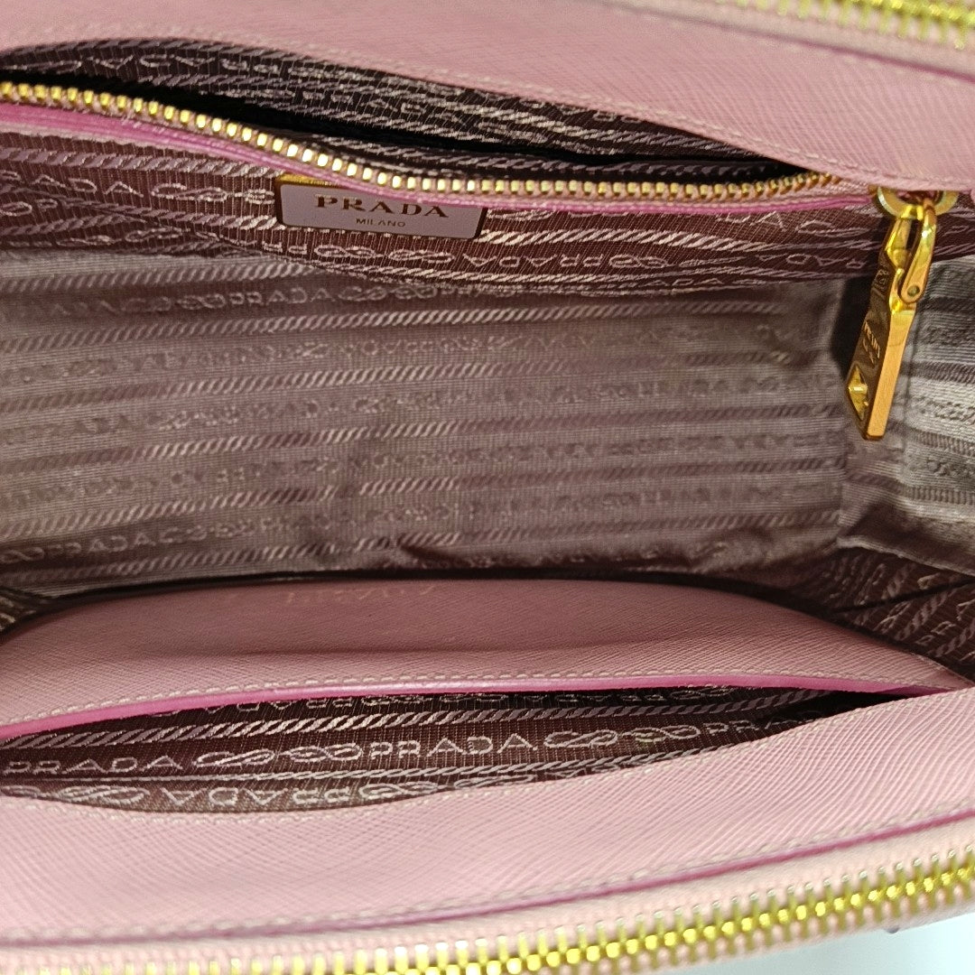 Galleria Small Saffiano Calfskin Pink