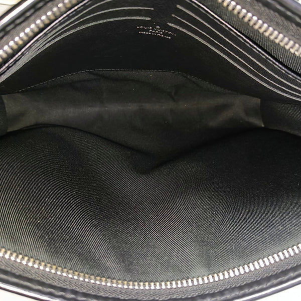 Pochette Voyag MM Damier Graphite Coated Canvas Gray
