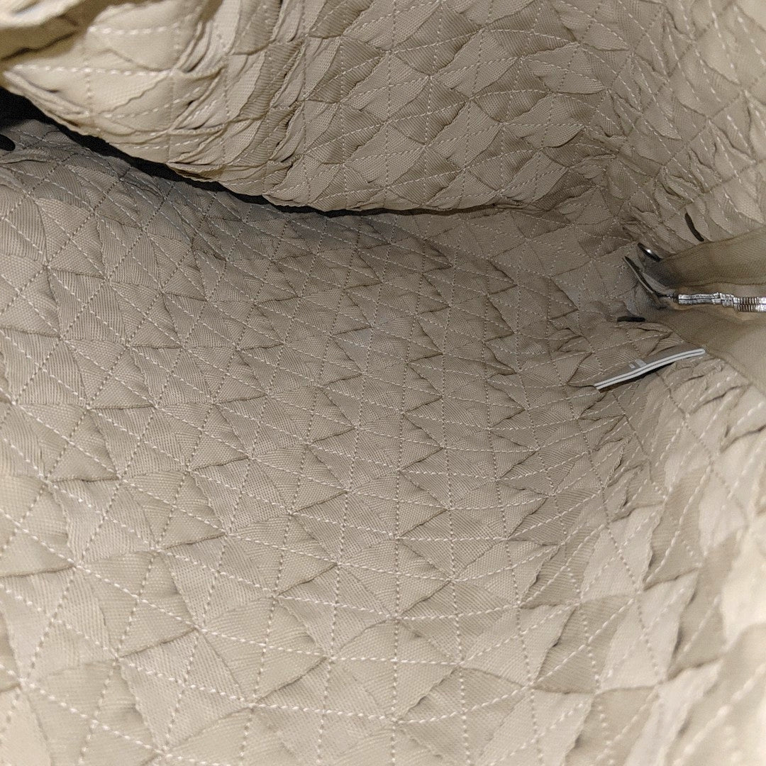 Classic Hidrology Fabric Beige