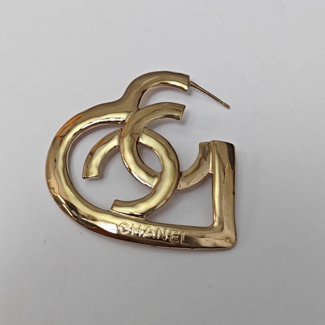 Metal Gold Stud Earrings