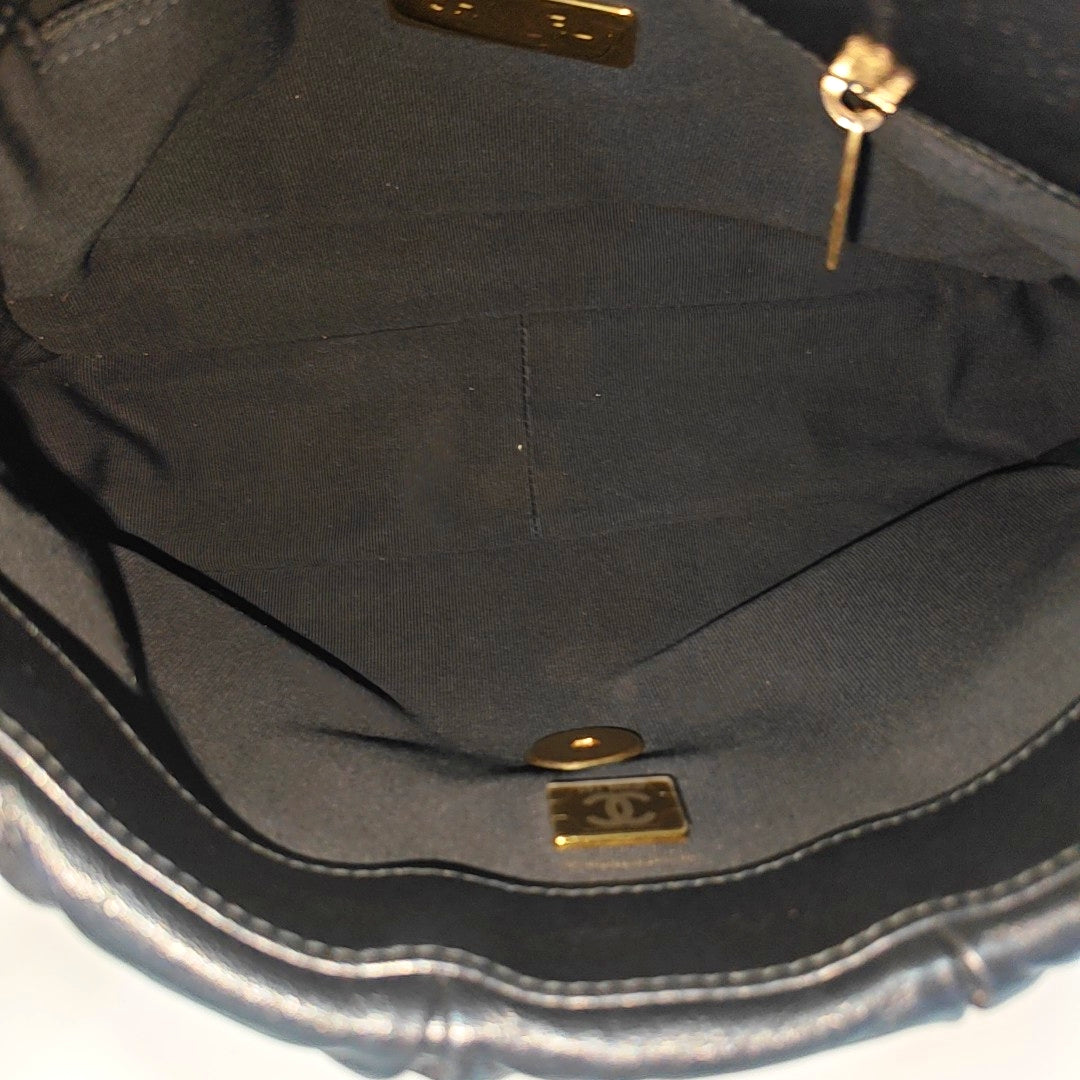 CHANEL 19 Small Quilted Lambskin Black