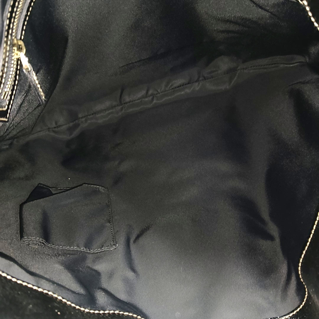 Britt Medium Calfskin Black