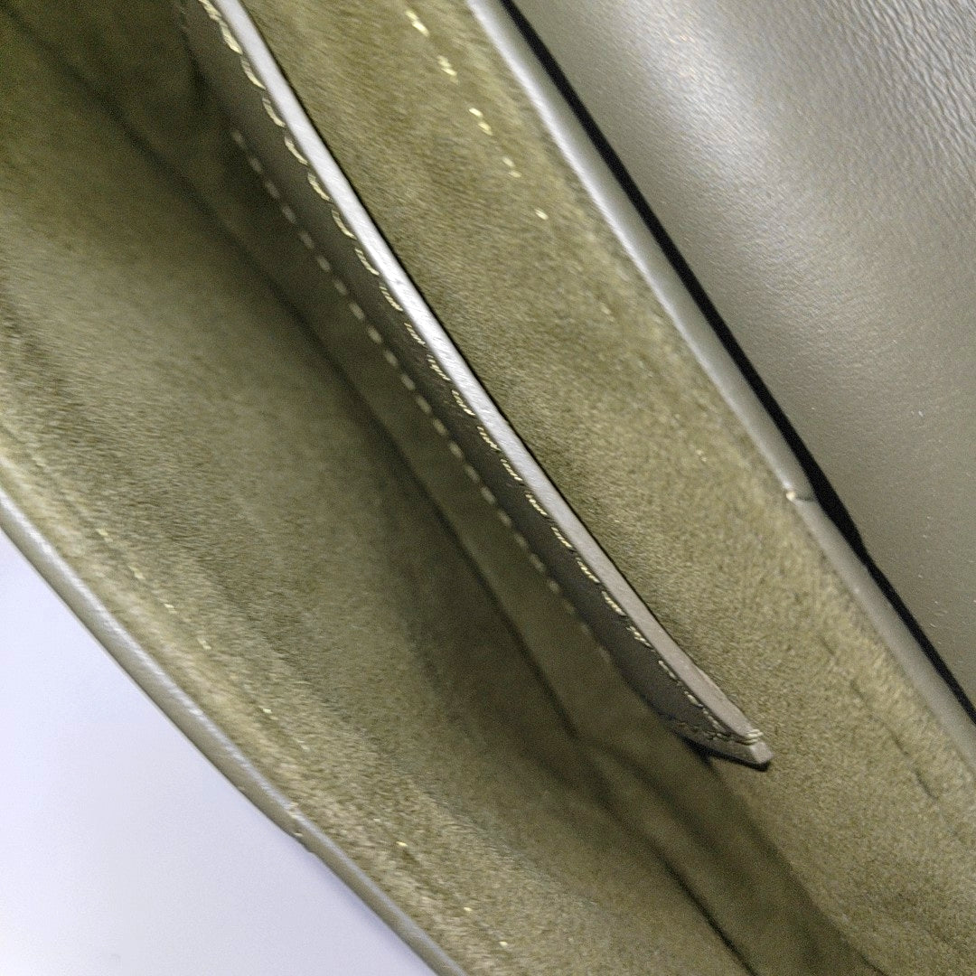 NEW WAVE Quilted Calfskin Green