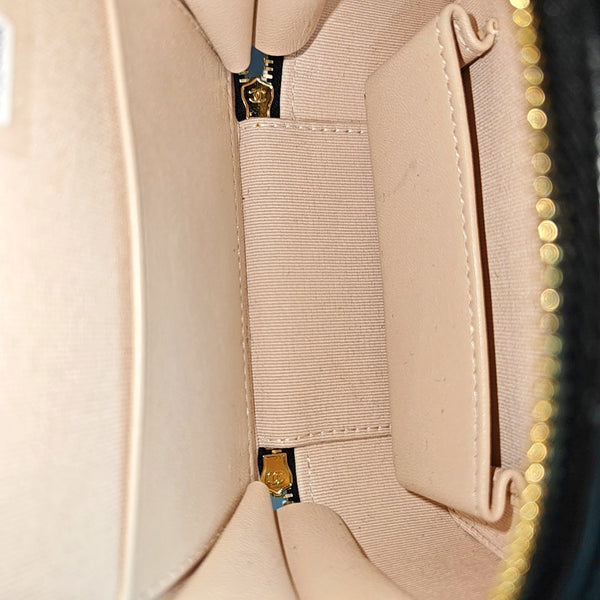 Quilted Lambskin Shoulder Bag Black