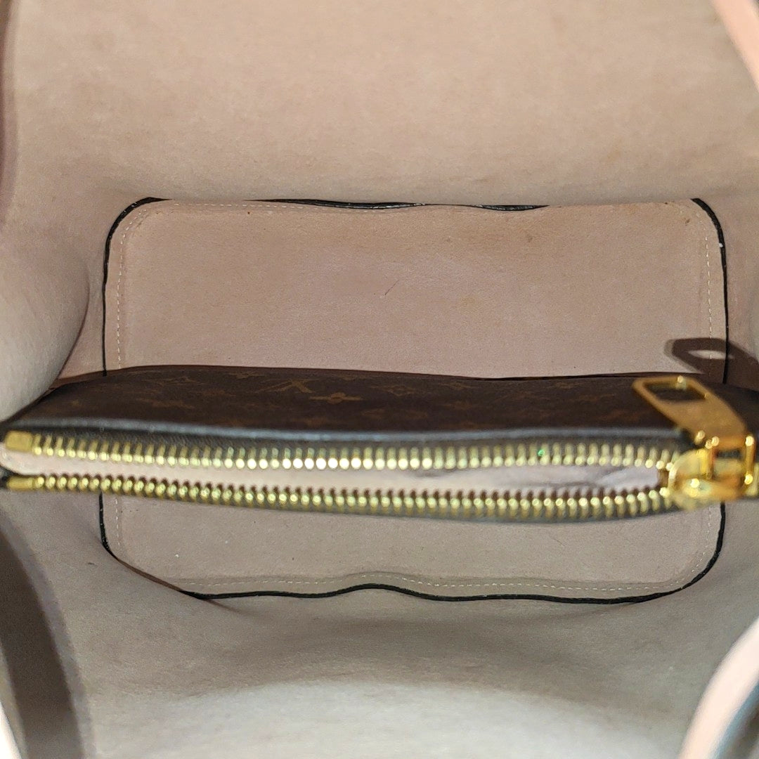 NÉONOÉ MM Monogram Coated Canvas Brown