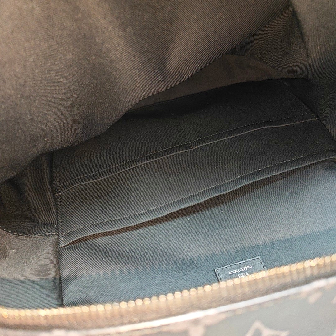 DISCOVERY PM Monogram Coated Canvas Black