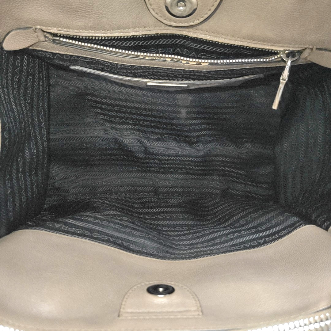Authenticated pre-owned  Galleria Small Calfskin Gray - Tote Bag at Looply