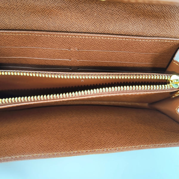 ETOILE Monogram Coated Canvas Brown