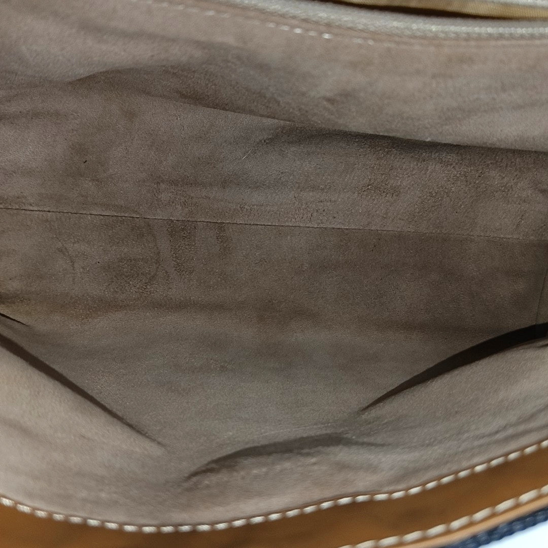 Special Material Shoulder Bag Black