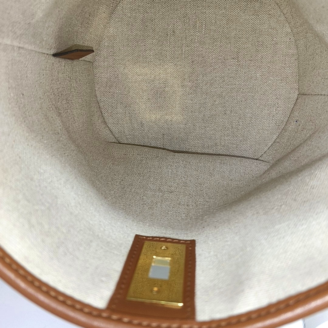 BUCKET 16 Sheepskin Beige