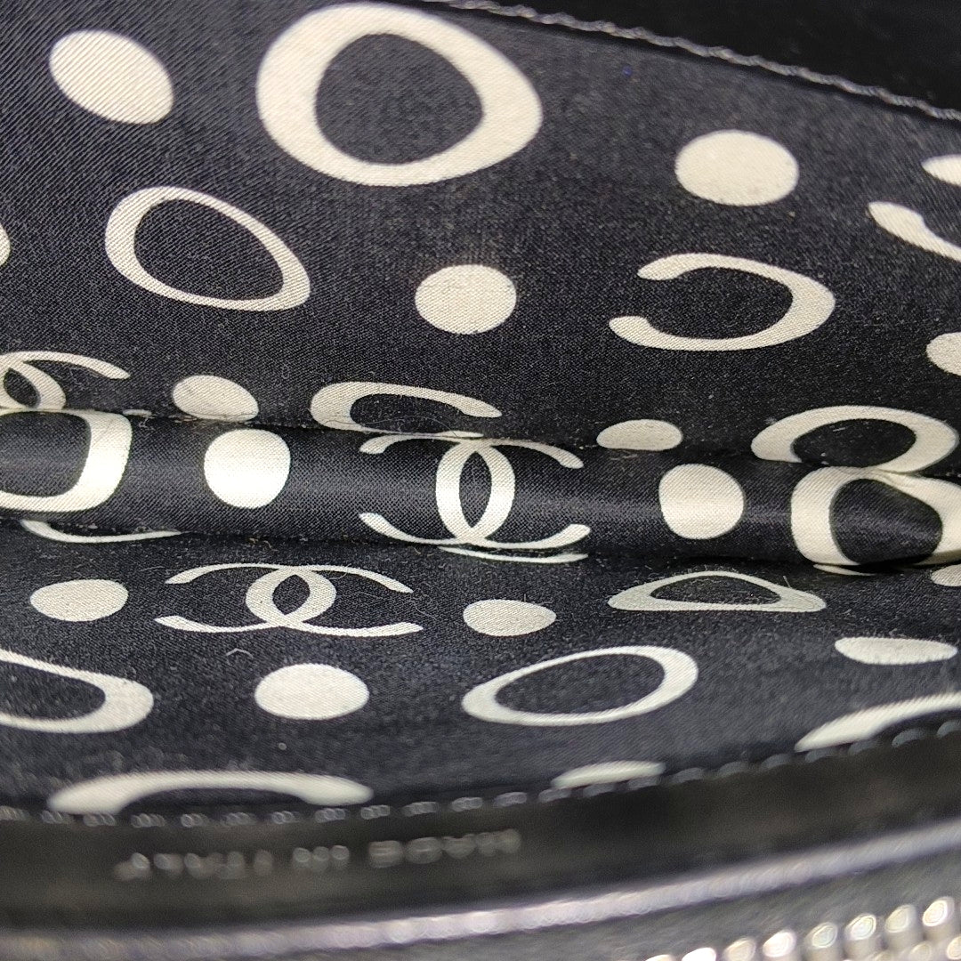Quilted Grained Calfskin Black
