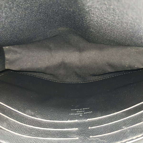 Pochette Voyag MM Damier Graphite Coated Canvas Gray