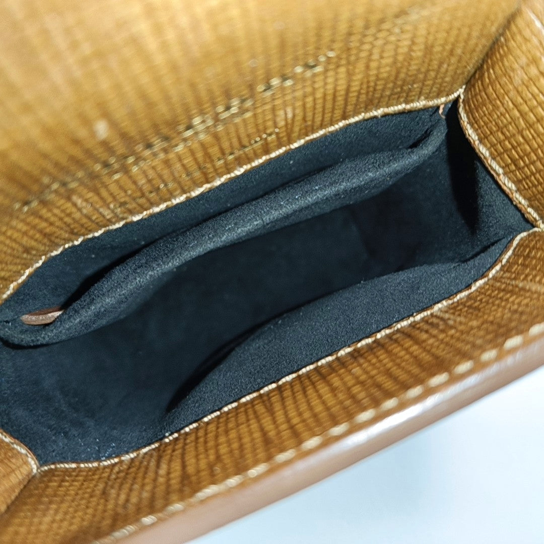 Buckle Calfskin Brown