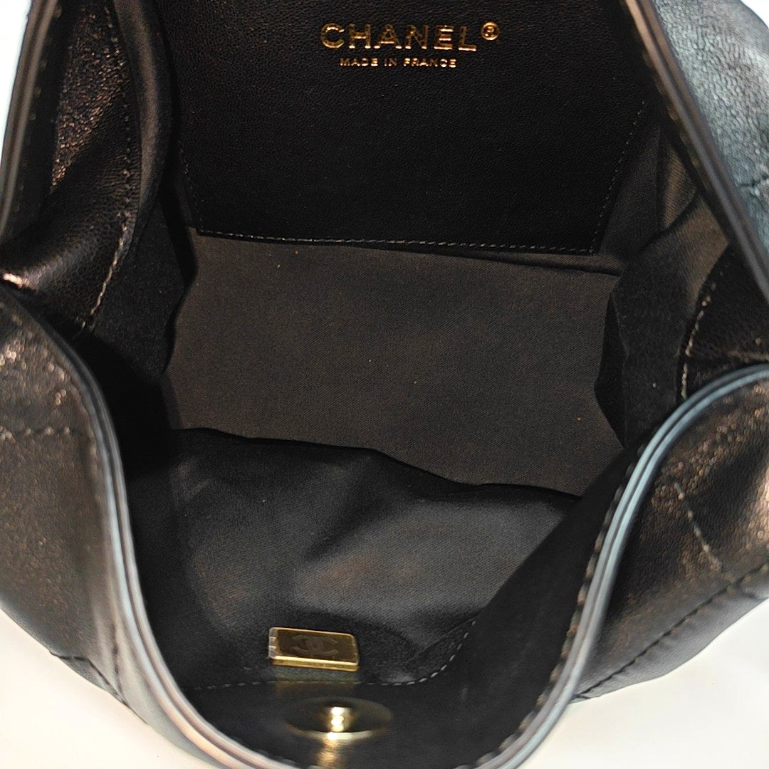 Quilted Lambskin Shoulder Bag Black