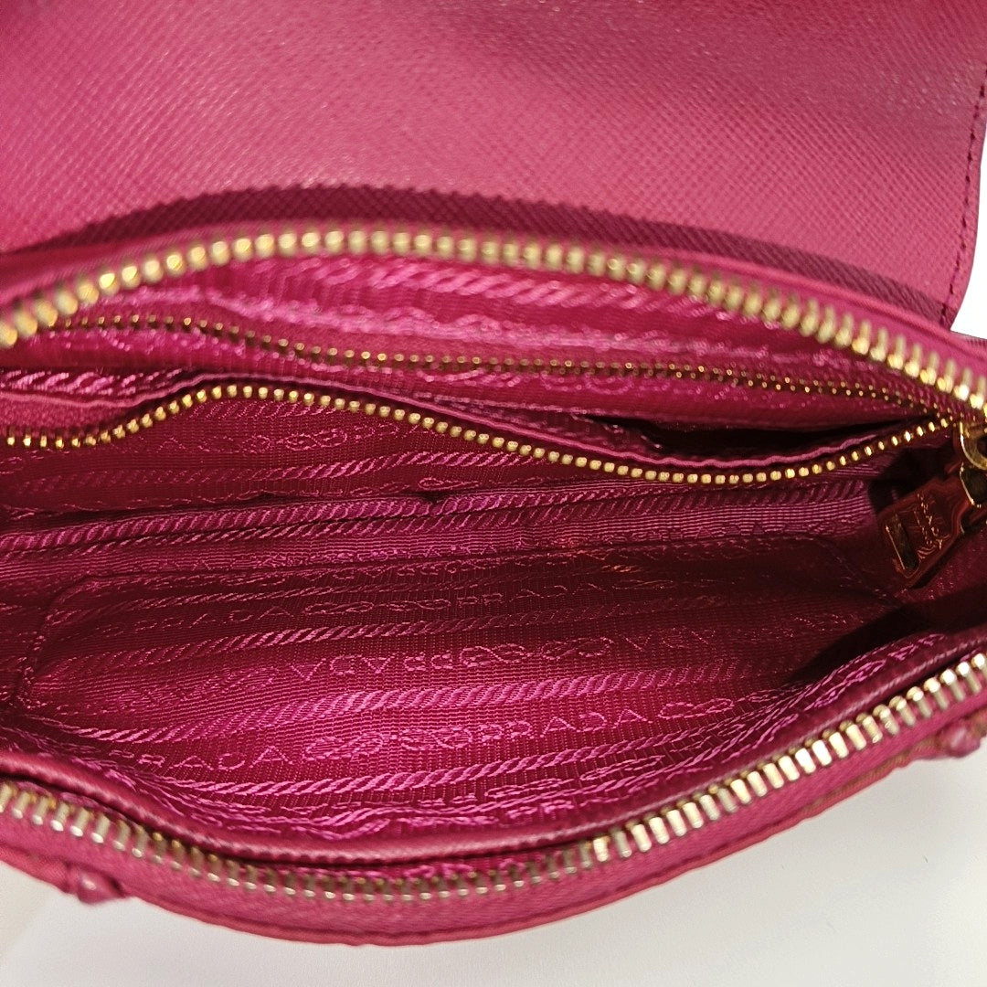 Nylon Shoulder Bag Red