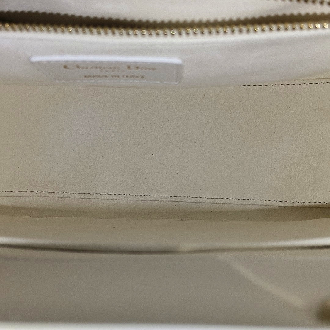 Lady D-Lite Mediano Tejido Acolchado Blanco