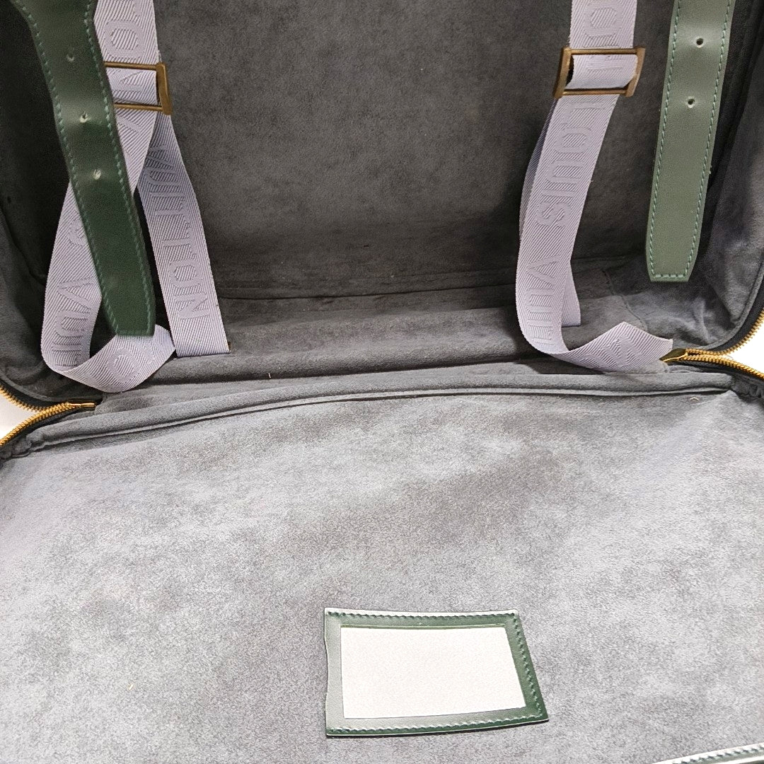 SATELLITE 53 Calfskin Green
