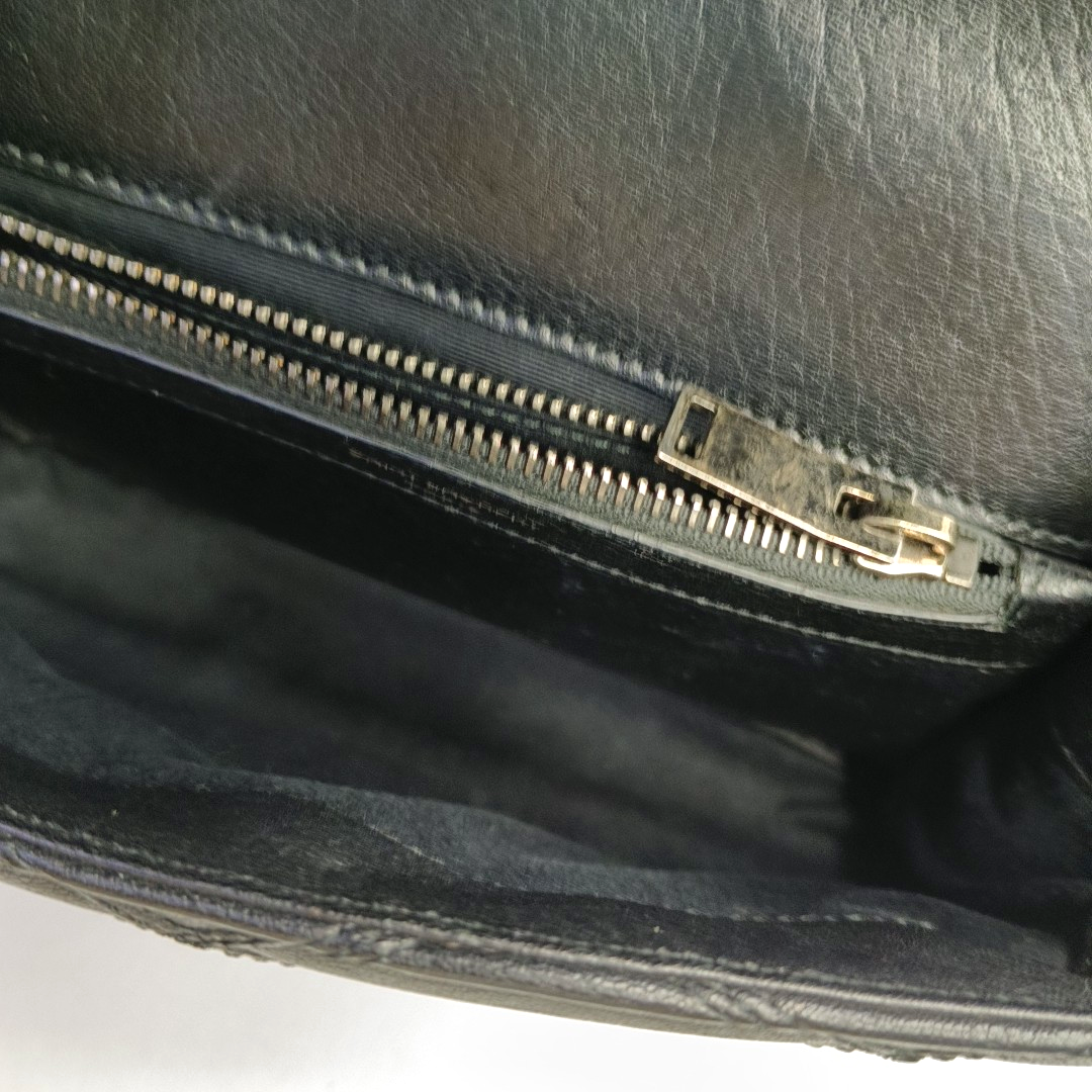 COLLEGE Medium Quilted Calfskin Black