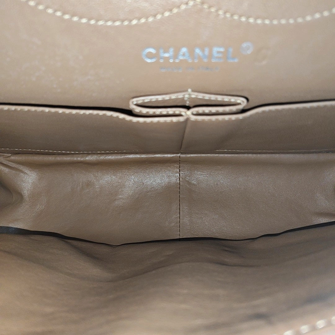 2.55 Maxi Quilted Calfskin Gold