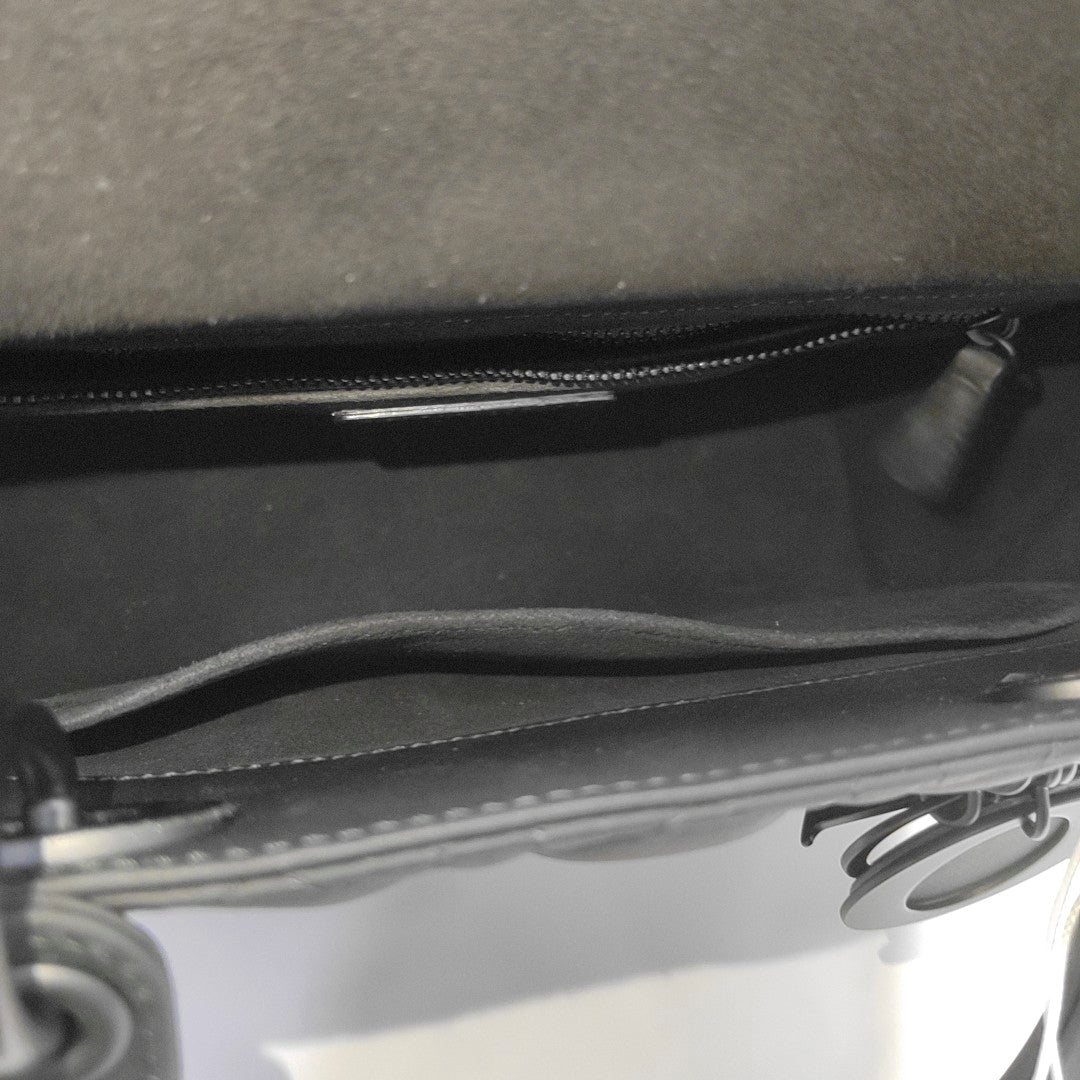 Lady Dior Medium Cannage Calfskin Black
