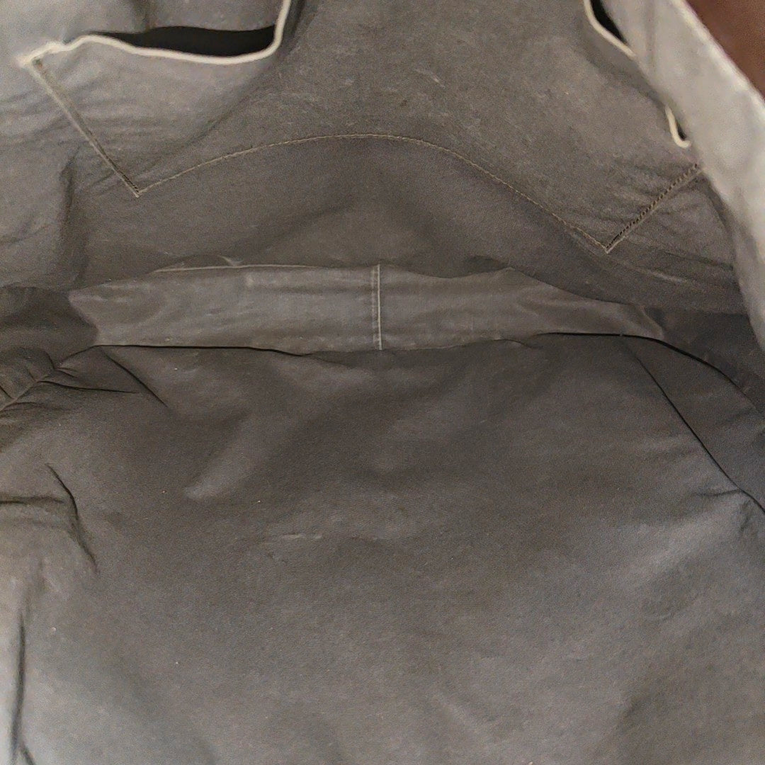 Authenticated pre-owned  Cesta Calfskin Brown - Tote Bag at Looply