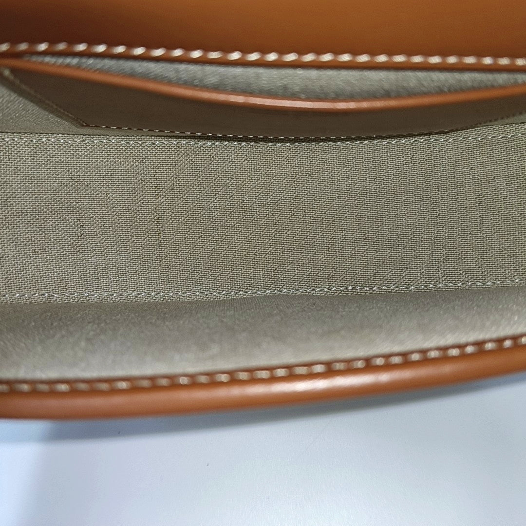 Authenticated pre-owned  TRIOMPHE Fabric Beige - Shoulder Bag at Looply