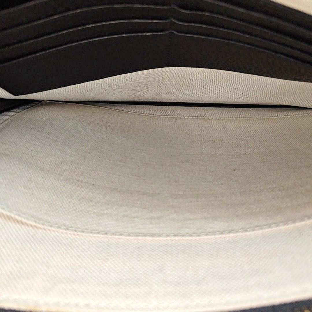 Calfskin Clutch Black