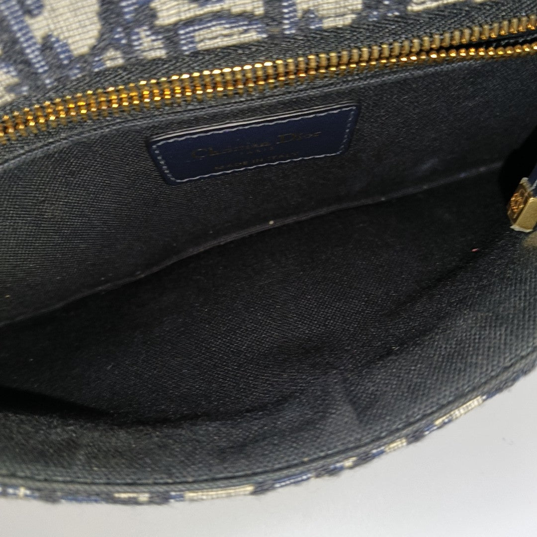 30 Montaigne Oblique Canvas Blue