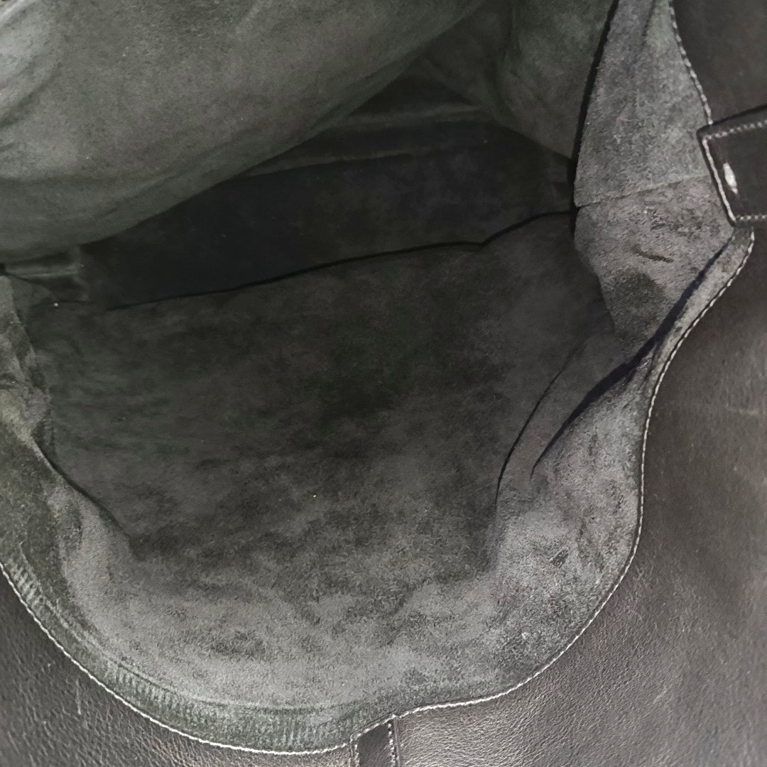 Calfskin Bucket Bag Large Black