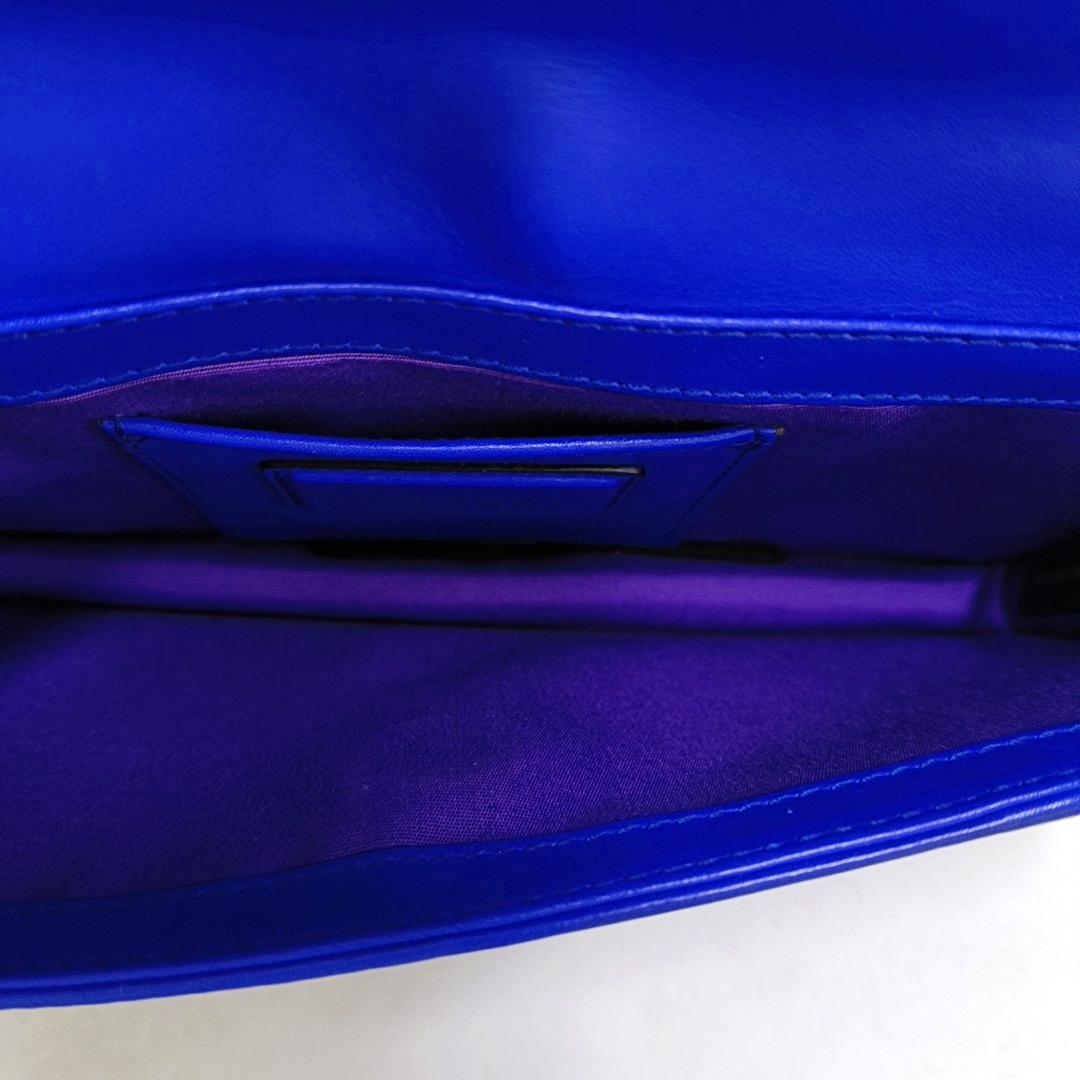 SERPENTI FOREVER Calfskin Blue