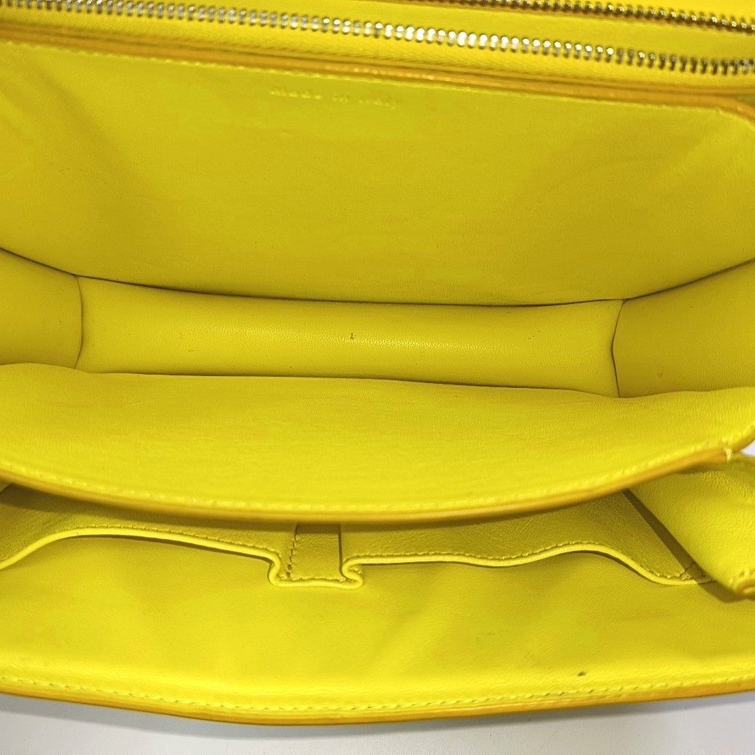 CLASSIC BOX Calfskin Yellow