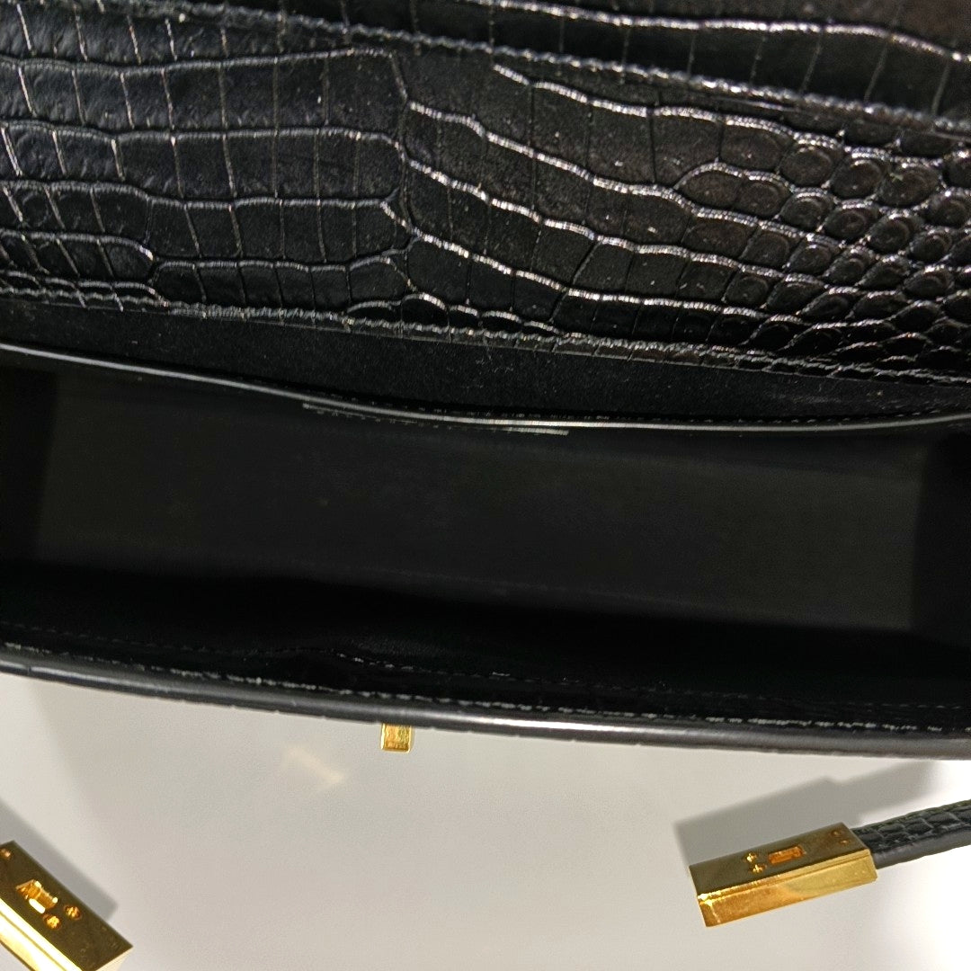 MANHATTAN Calfskin Black