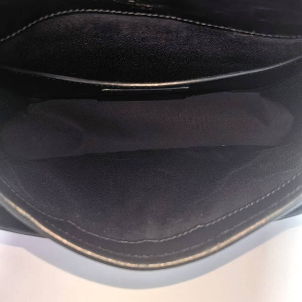 NIKI Small Chevron Calfskin Black