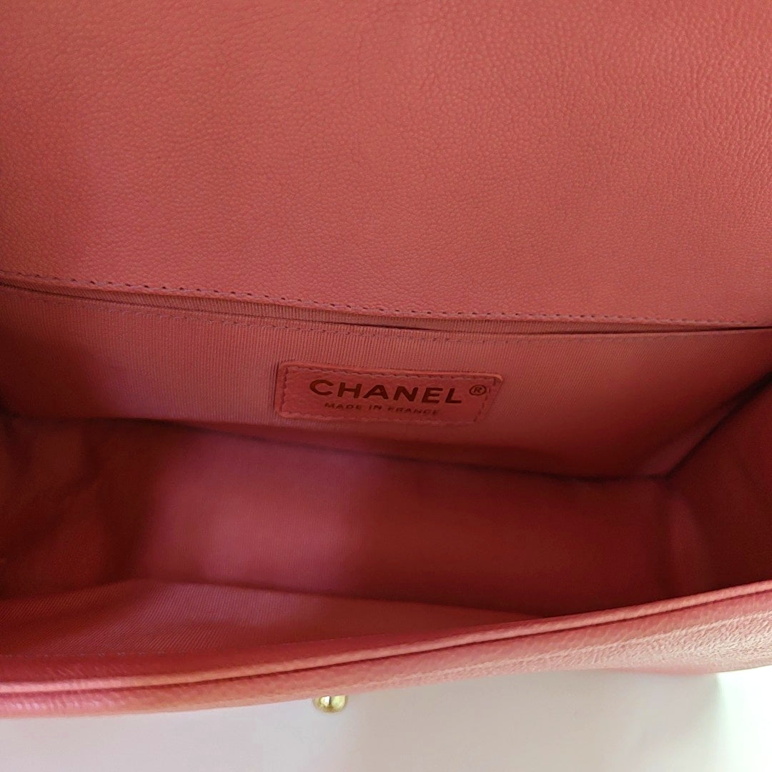 BOY CHANEL Medium Quilted Grained Calfskin Pink
