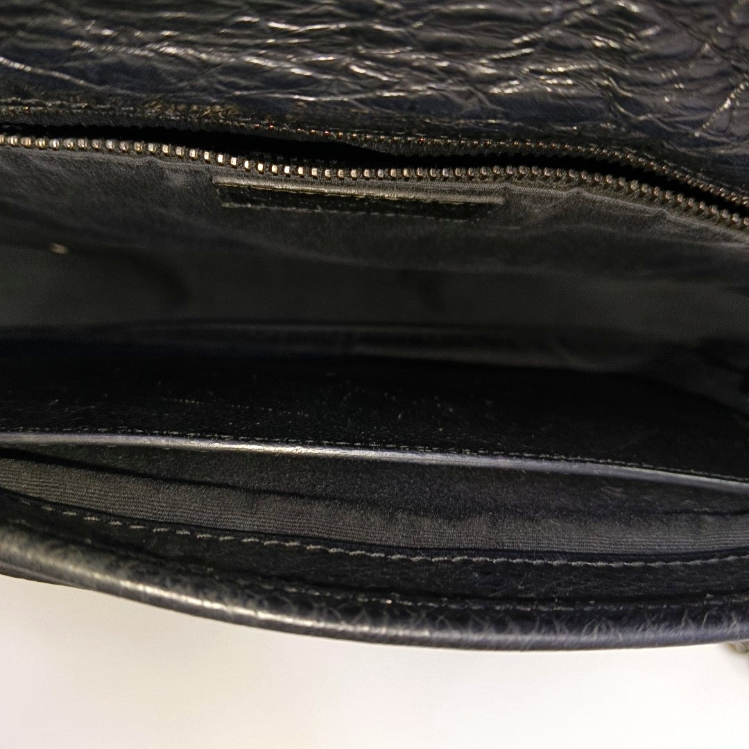 NIKI Medium Chevron Calfskin Black