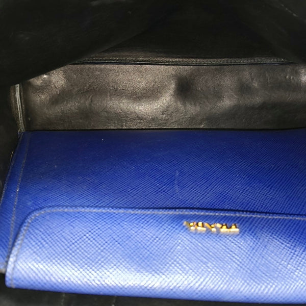 Authenticated pre-owned  Double Saffiano Calfskin Blue - Tote Bag at Looply